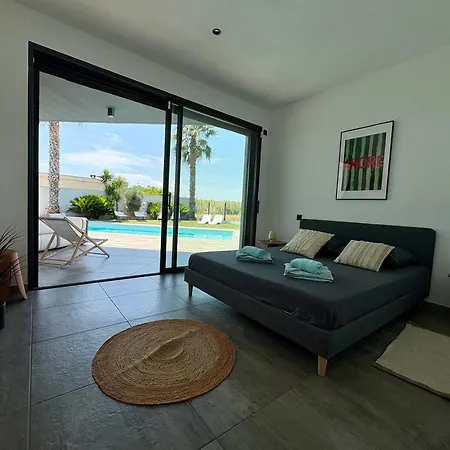 La Californienne - Contemporaine Design فيلة